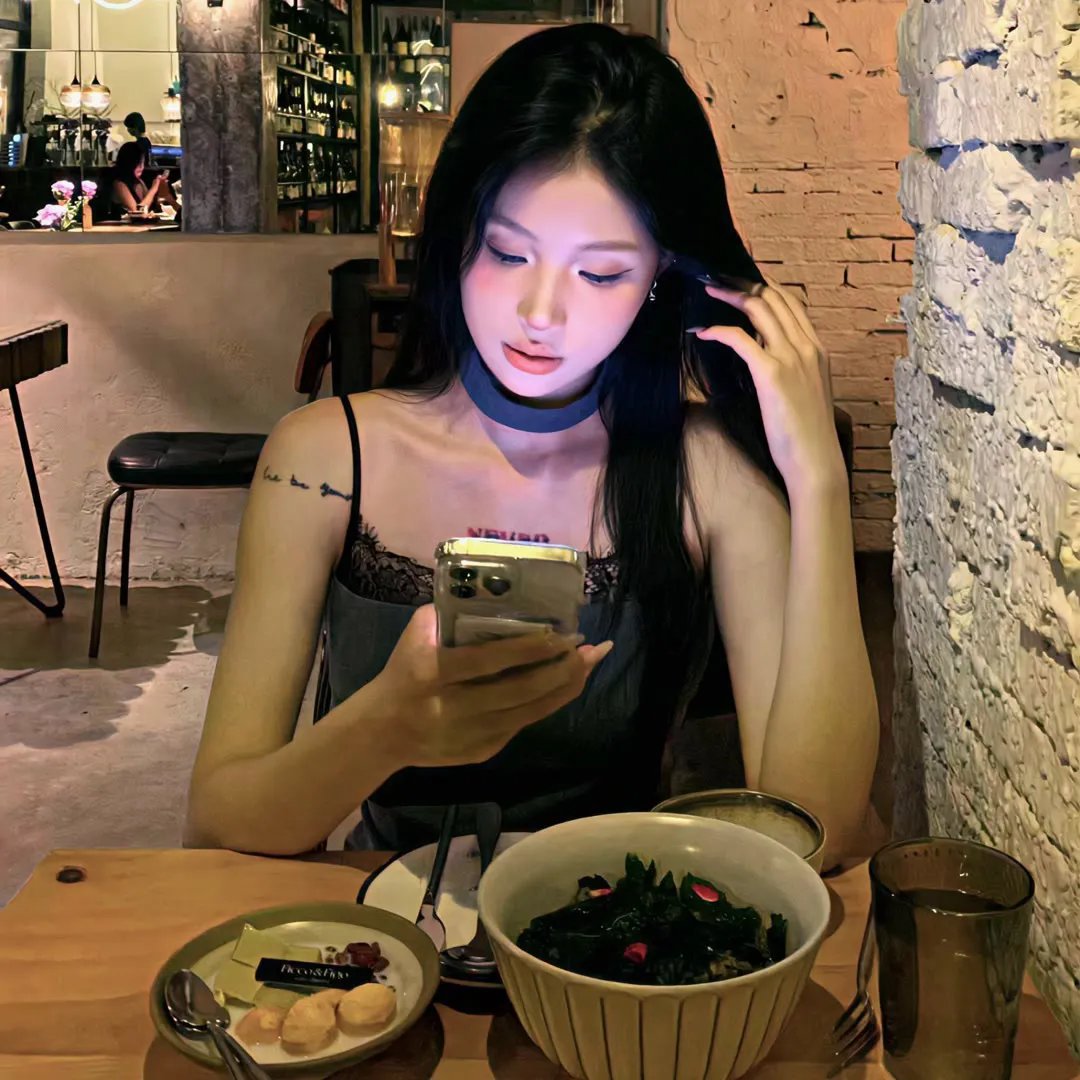 与君远相知，不道云海深